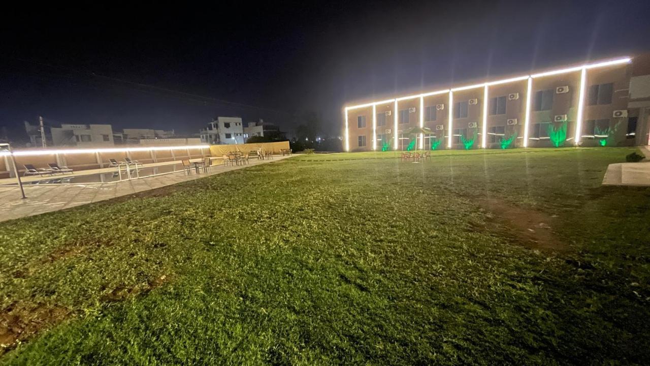 Heaven 7 Hotel & Resort Himatnagar Экстерьер фото