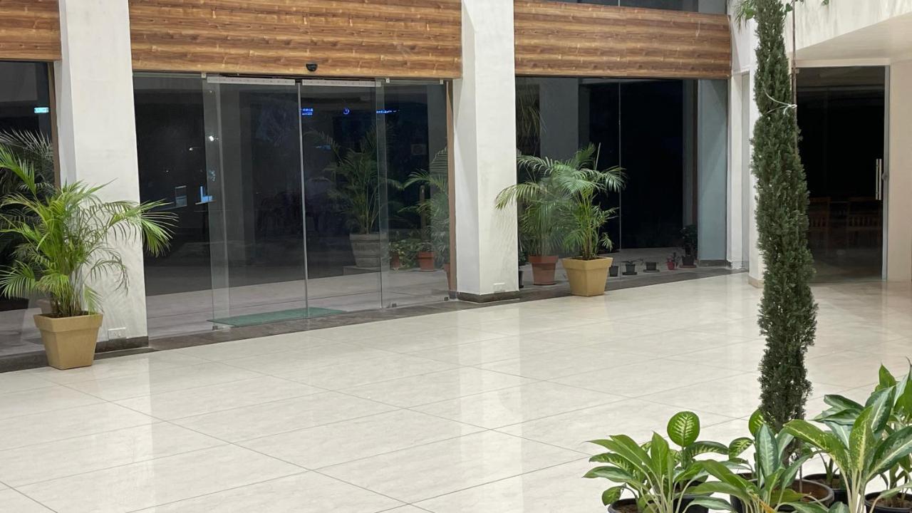 Heaven 7 Hotel & Resort Himatnagar Экстерьер фото