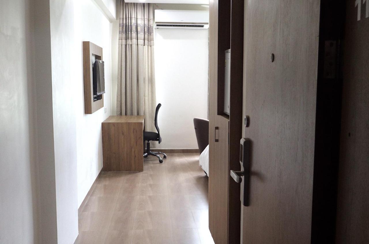 Heaven 7 Hotel & Resort Himatnagar Экстерьер фото